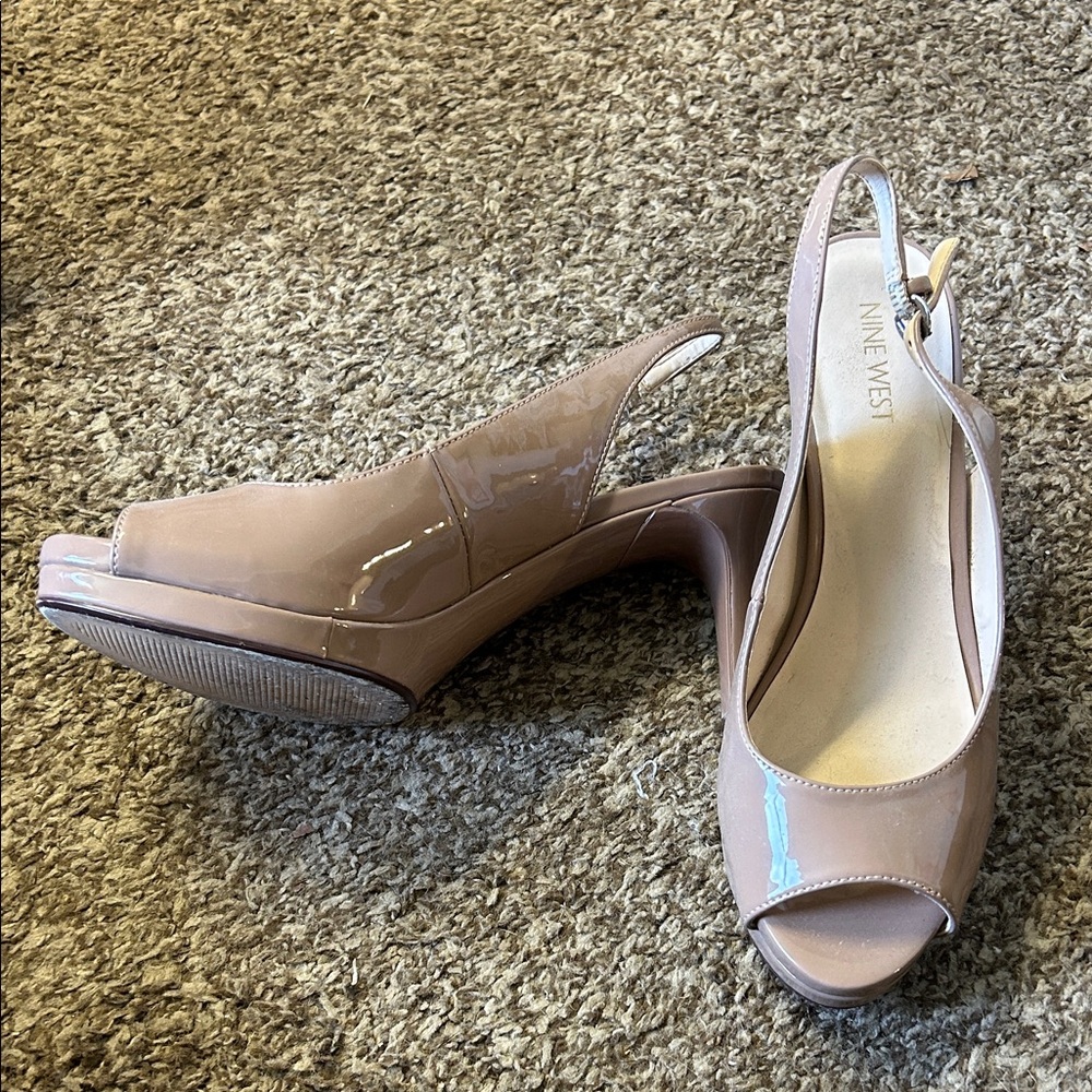 Nine West Women's Tan Slingback Heels